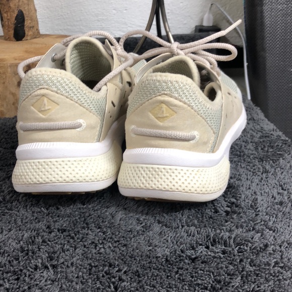 Sperry tennis shoes size 8 - Picture 4 of 8